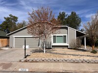 Building Photo - Cozy Single-Family Home in Sparks, NV - Re...
