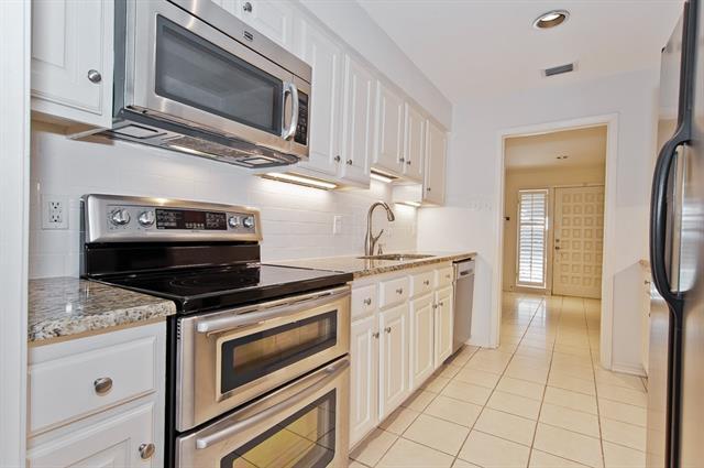 Building Photo - 6957 Helsem Way