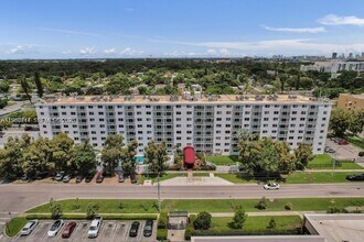 Building Photo - 1251 NE 108th St