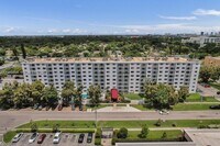 Building Photo - 1251 NE 108th St