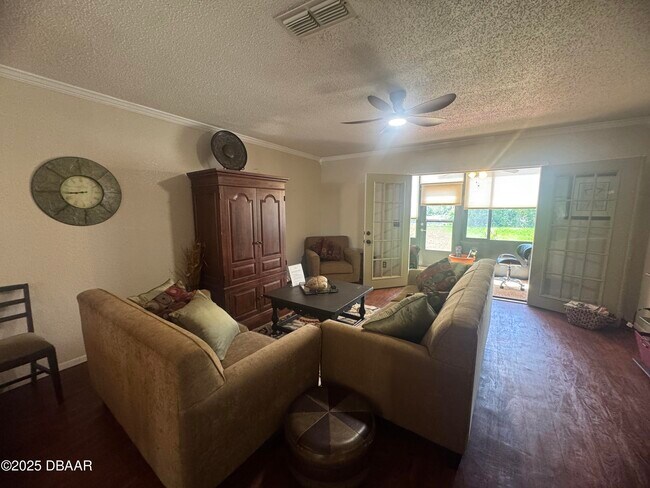 Building Photo - 155 White Fawn Dr