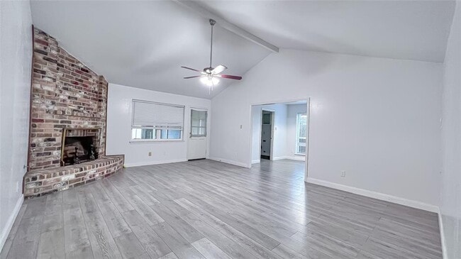 Building Photo - 7606 Eichler Dr