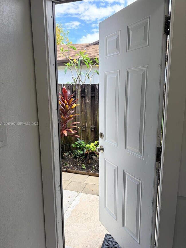 Building Photo - 5225 SW 116th Ave