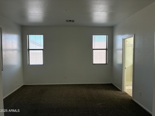 Building Photo - 24775 W Dove Trail