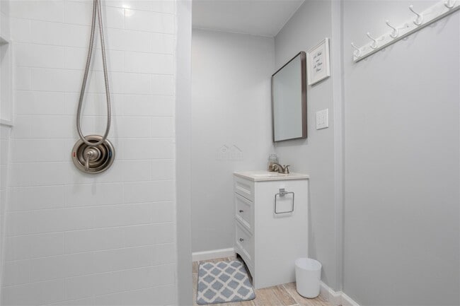 Building Photo - 3071 Park Drive, Brighton, MI 48114 - 4 BR...