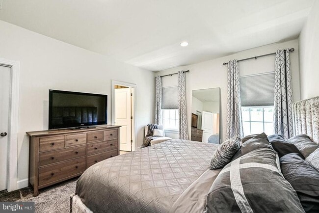 Building Photo - 13821 Litespeed Way