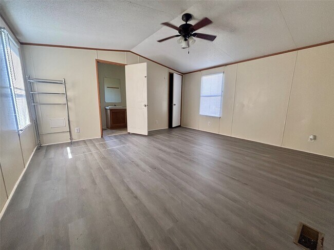 Building Photo - 14355 Enchanted Waters Dr