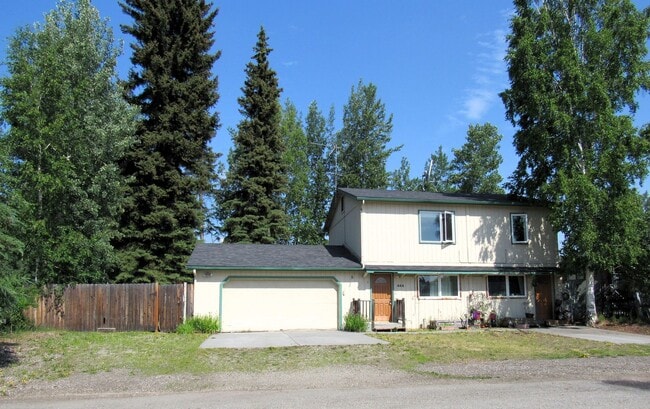 Building Photo - Droz Dr. 444- KN