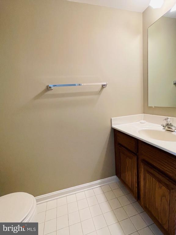 Building Photo - 6627 Westbury Oaks Ct