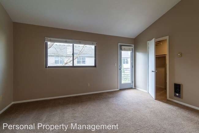 Building Photo - 2 br, 2.5 bath House - 7816 NE Loowit Loop...