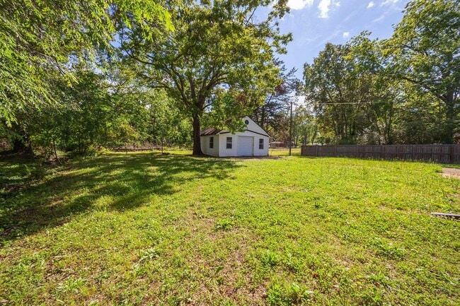 Building Photo - 90 Shaw Ln