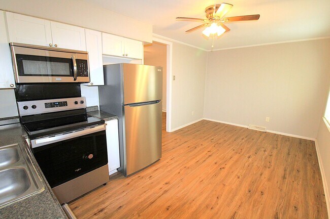 Building Photo - Updated with Modern Finishes!