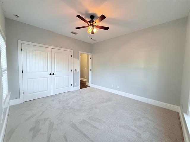 Building Photo - 69 Carousel Cir