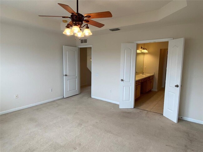 Building Photo - 4626 Pond Ridge Dr