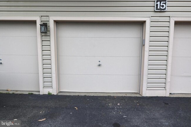 Building Photo - 15 Mariners Way