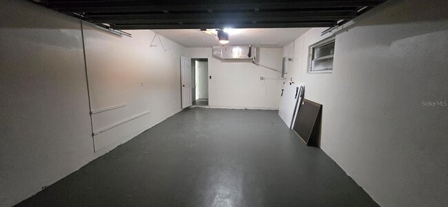 Building Photo - 526 Reading St NW