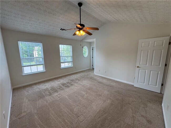 Building Photo - 3609 Beacon Ridge
