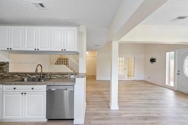 Building Photo - 20937 Bay Ct
