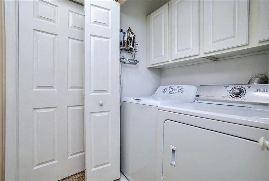 Washer & Dryer - 14916 Salamander Pl