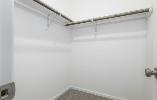 Building Photo - 420 Owens St