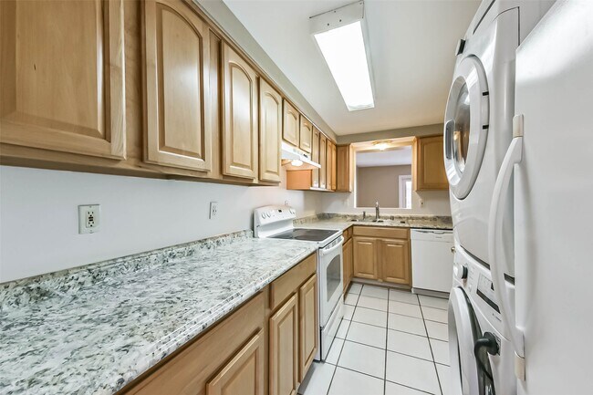 Building Photo - 11525 Burdine St