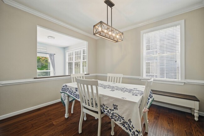 Building Photo - 1177 Treefern Dr