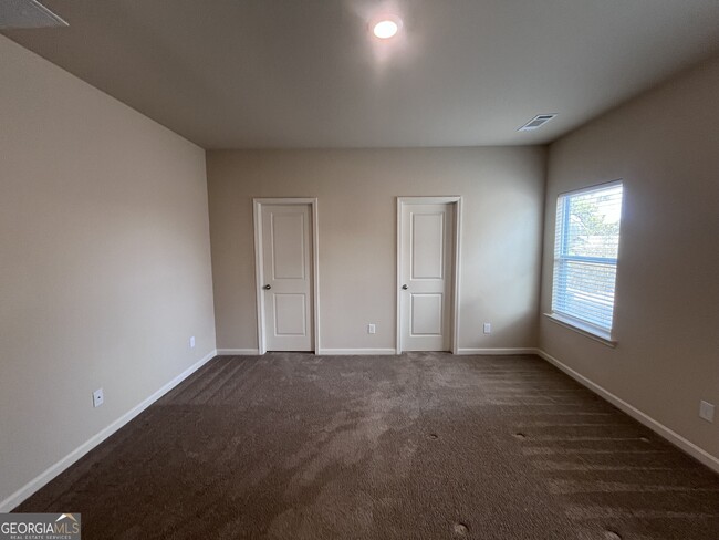 Building Photo - 120 Innis Brk Cir