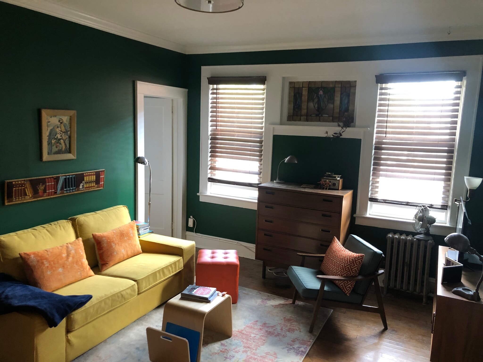 Living Room - 328 Cedar Ave
