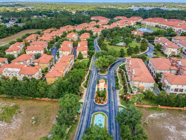 Building Photo - Your Spacious Lake Mary Home Awaits | 4BR, 3.5BA & Resort Amenities