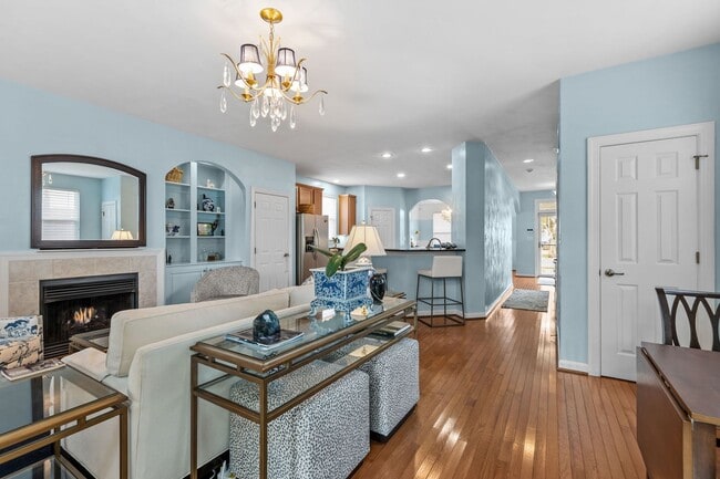 Building Photo - Norfolk Furnished rental Near ODU/NSU