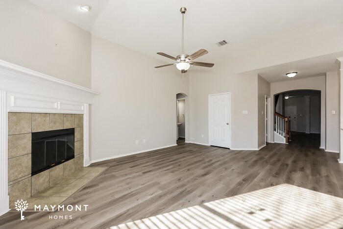 Building Photo - 2625 Gardendale Dr