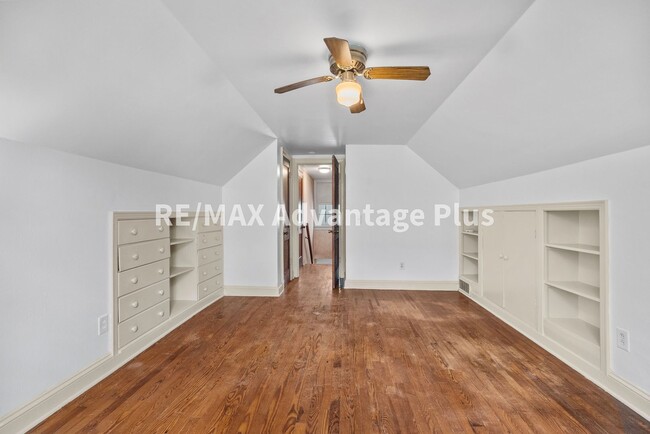 Building Photo - 3 Bedroom 2 Bath in Farmville!