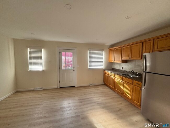 Building Photo - 75 Saltonstall Pkwy