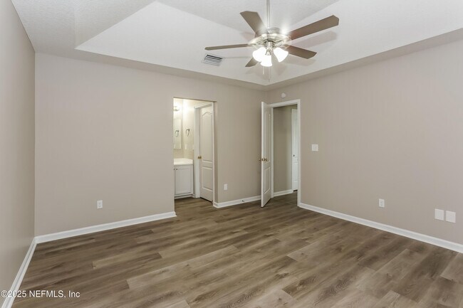 Building Photo - 11480 Rolling River Blvd