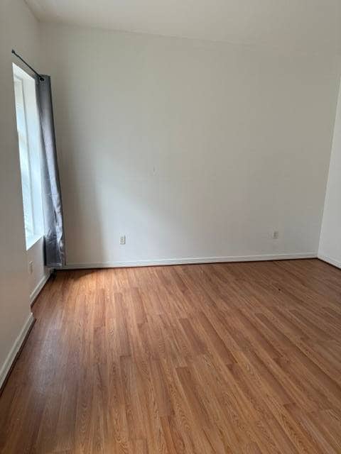 Building Photo - 139 Locust Hill Ave