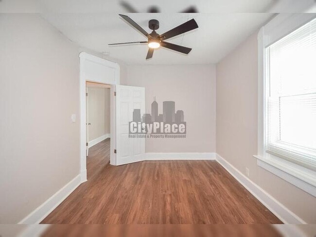 Building Photo - 119 N Grant Ave