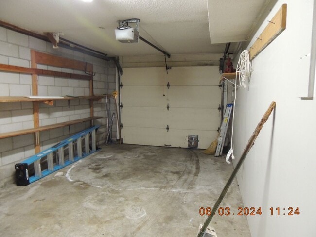 Building Photo - 102 Epworth Dr