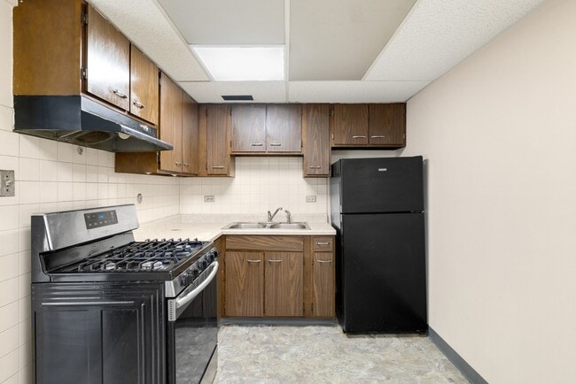 Building Photo - 3145 Bernice Rd