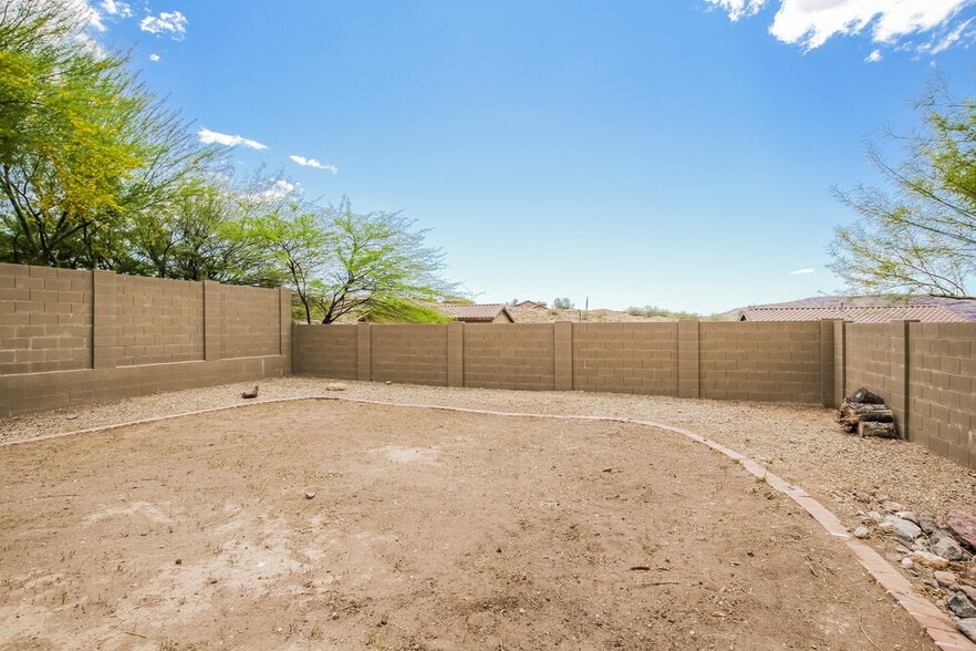 Building Photo - 3827 Adamanda Ct