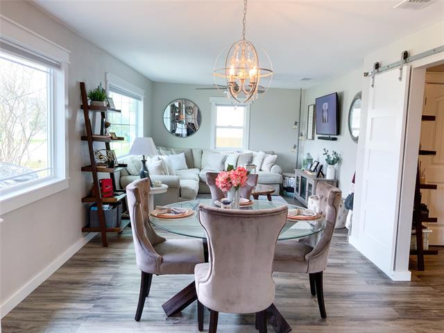 Building Photo - 810 N Alamo Rd