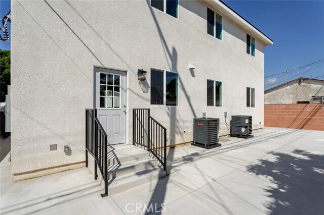 Building Photo - 13768 Judd St