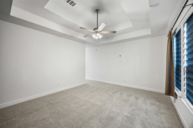 Building Photo - 29024 Red Lp Dr