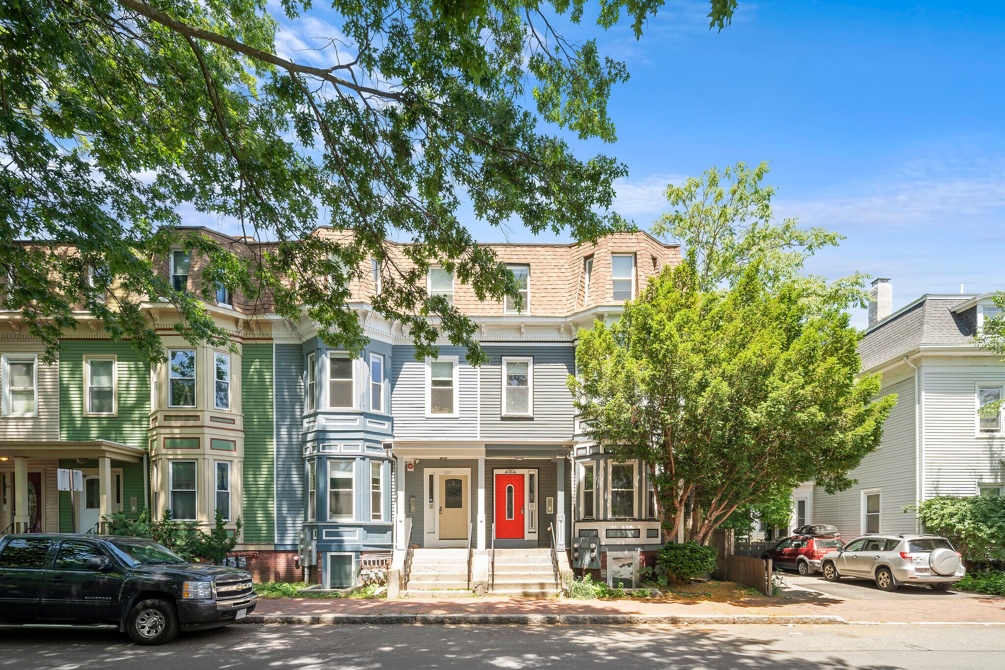 Building Photo - 209 Harvard St