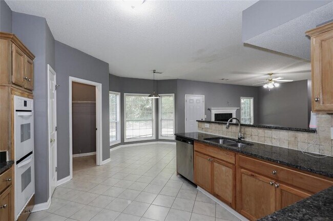 Building Photo - 4235 Bucknell Dr