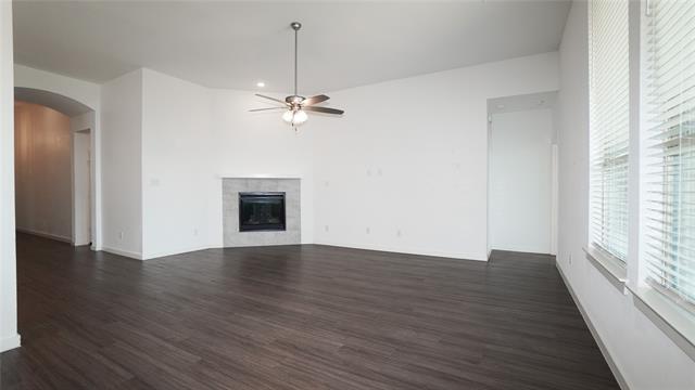 Building Photo - 3031 Aqueduct Ave