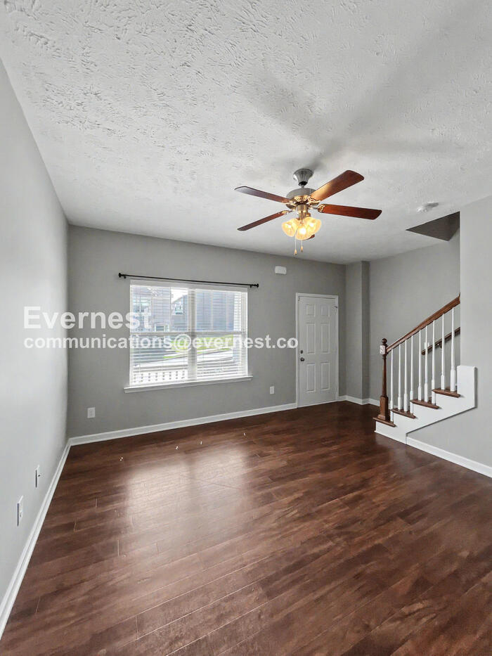 Building Photo - 4159 Saddlecreek Wy