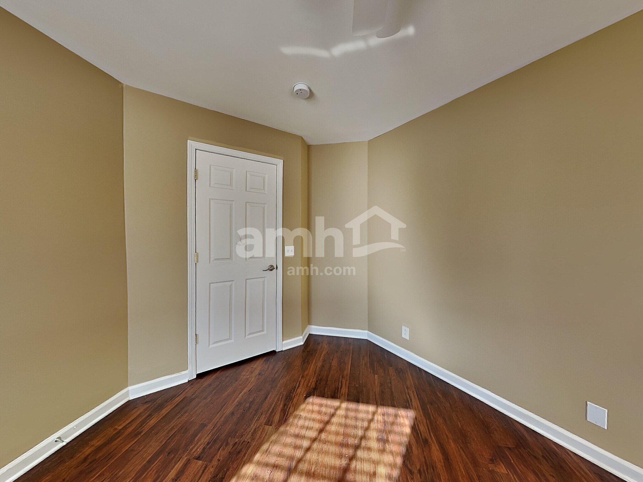 Building Photo - 112 Settlers Way