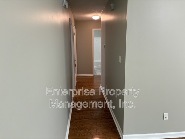 Building Photo - 11556 Milton Meadows Dr