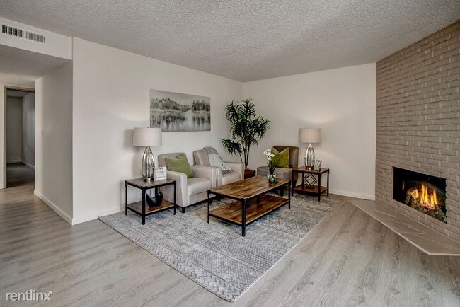 Building Photo - 14510 124th Ave NE