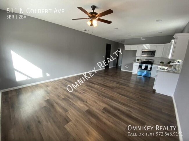 Building Photo - 511 N Colbert Ave